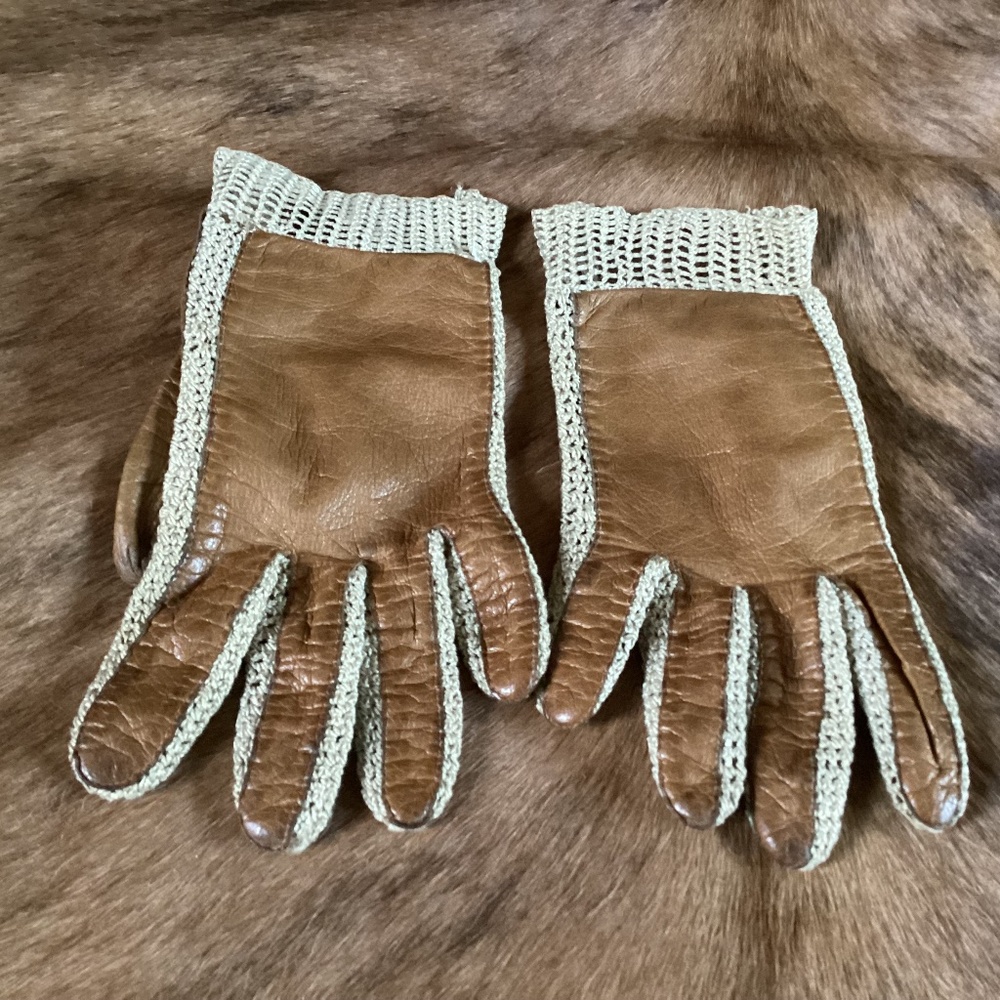 Vintage Tan Leather Crochet Gloves